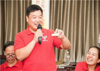 陈斌：公益是一种信仰，何乐不为？